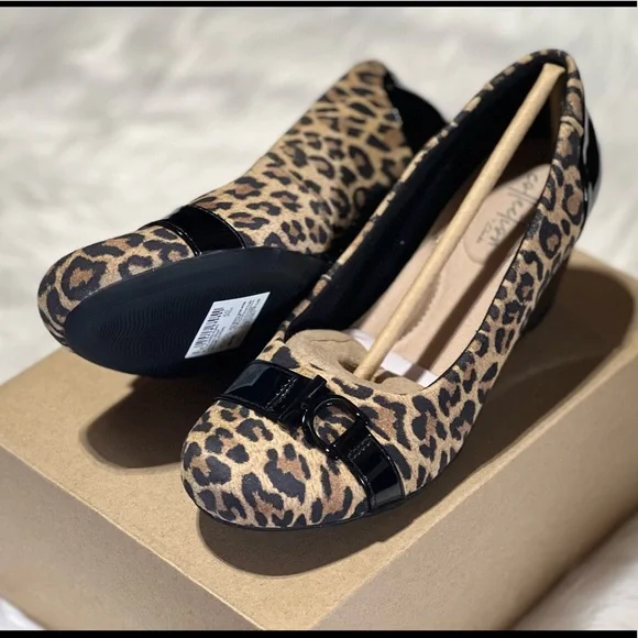 New clarks women Flores Tulip Wedge Pump - Picture 6 of 16